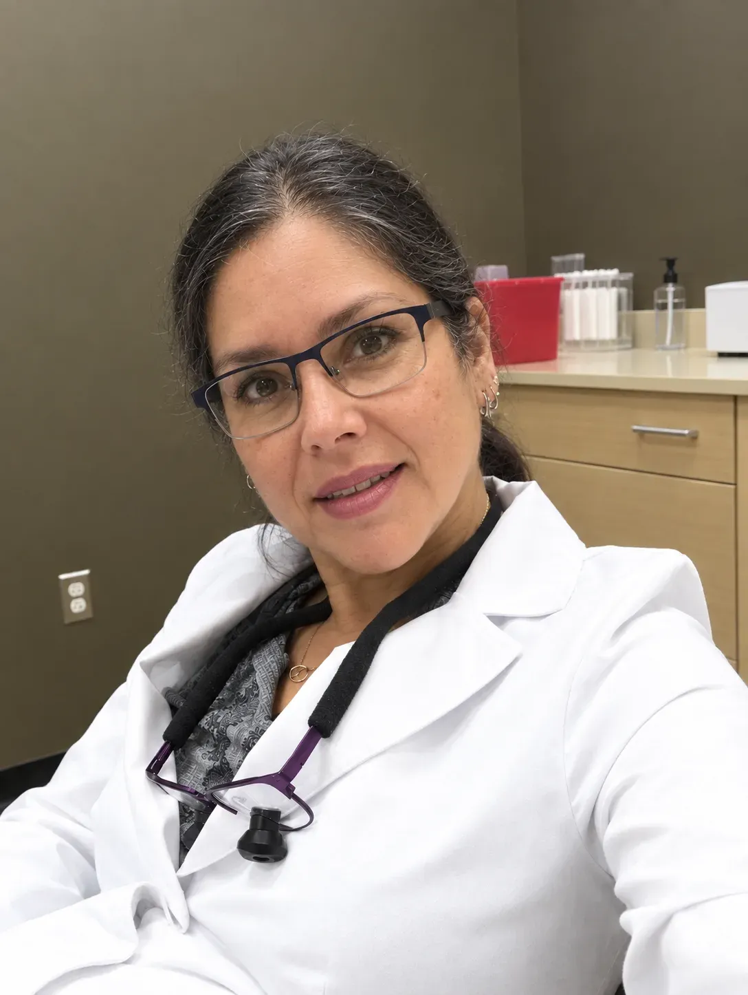 Dr. Viviana Ojeda, DDS